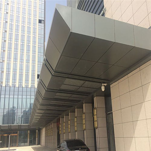 長帆建材 專業(yè)檐口鋁單板廠家，助力鶴壁建筑行業(yè)發(fā)展